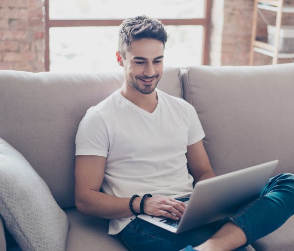 What to Look for in an Online College | TheBestSchools