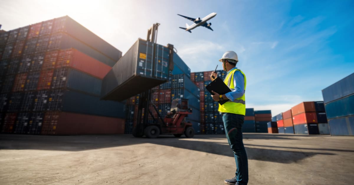 Logistics Careers | BestColleges