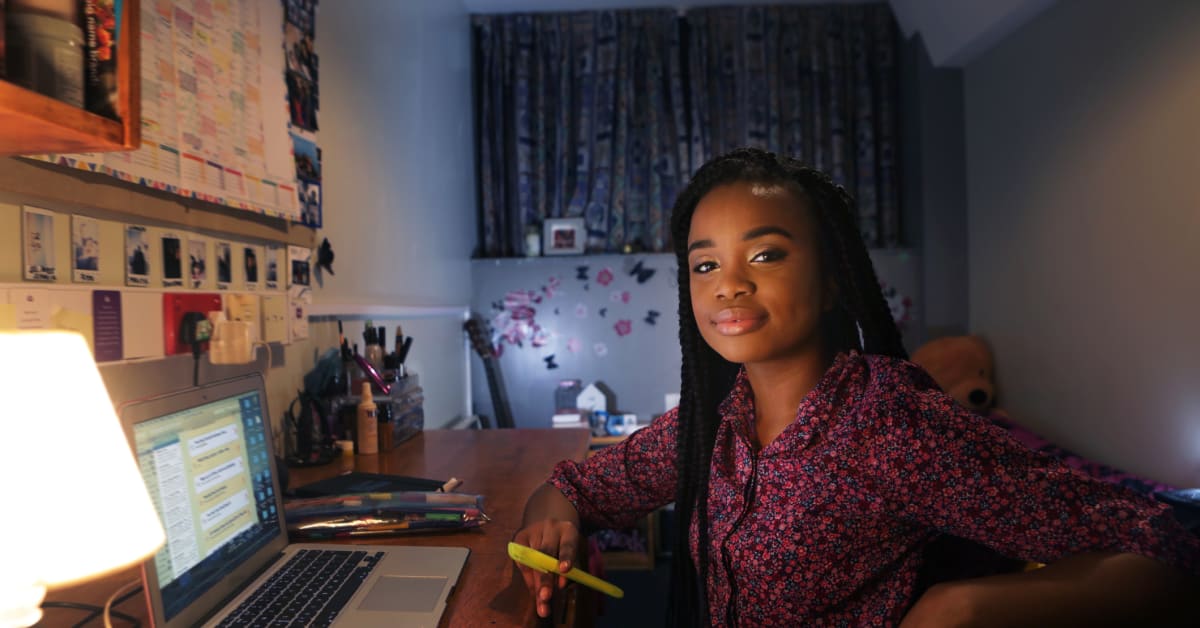 50 School Supplies Every College Student Needs Bestcolleges 50 School Supplies Every College Student Needs Bestcolleges