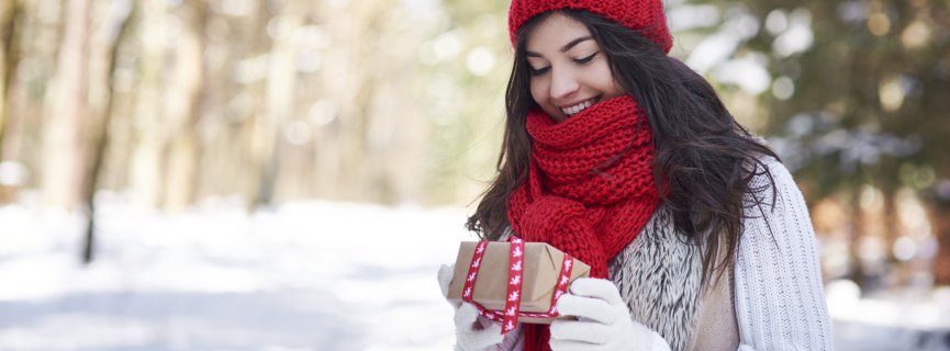 The 25 Best Christmas Gifts for College Students