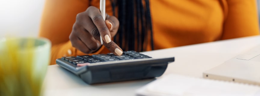 Comparing the Costs of Online vs. On-Campus Programs