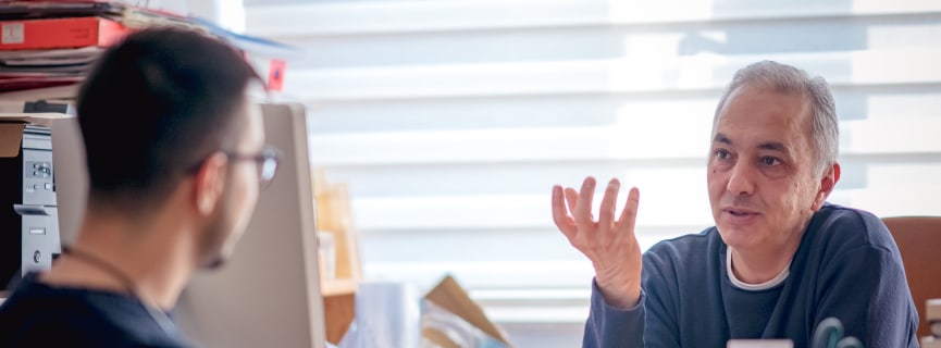 Ask a Professor: How to Get the Most Out of College Office Hours