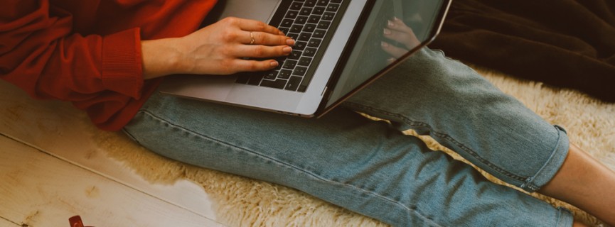 Take My Advice: Lessons Learned from Online College Students