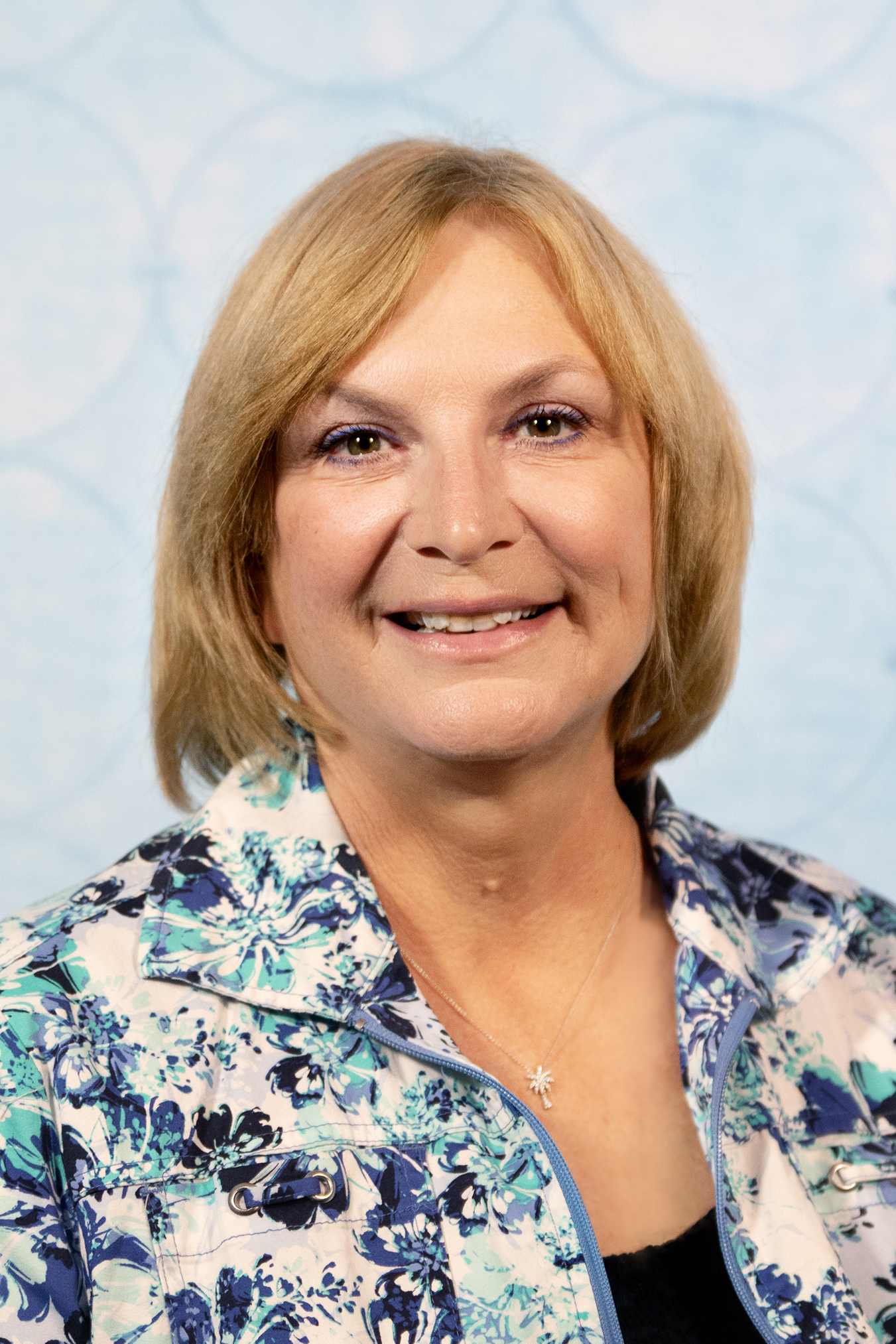 Portrait of Mag VanOosten, RN, President and Chief Clinical Officer, UnityPoint at Home