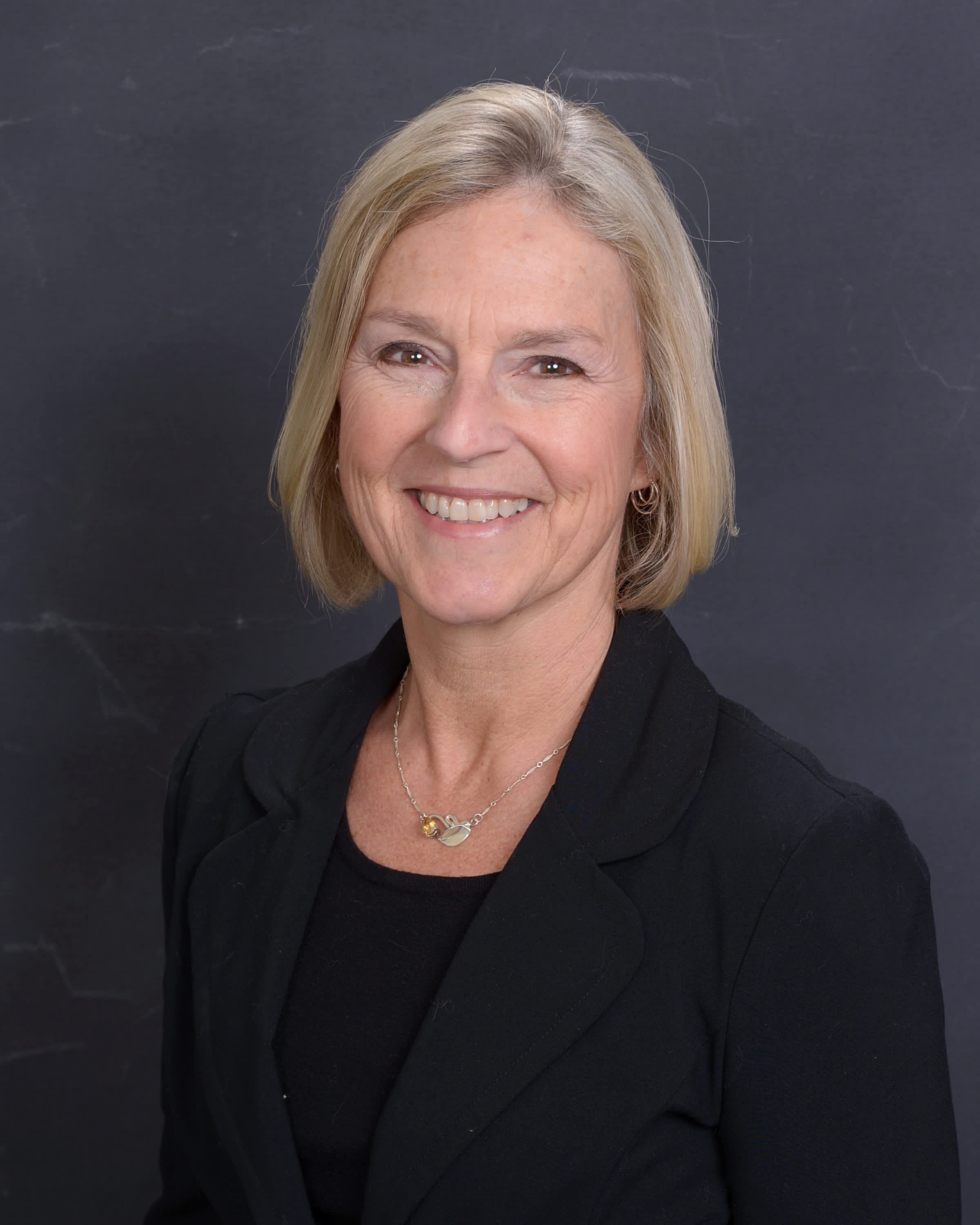 Portrait of Pamela Glenn, CNM, APRN