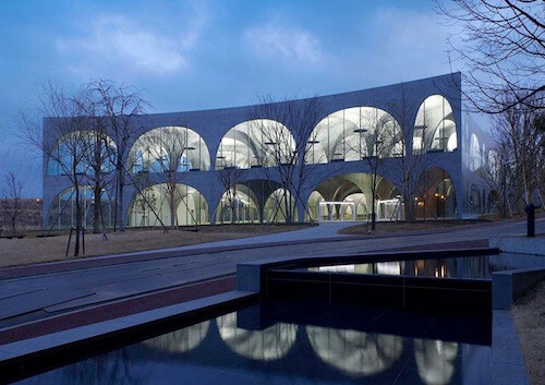 16-Tama-Art-University-Library-Tokyo-Japan