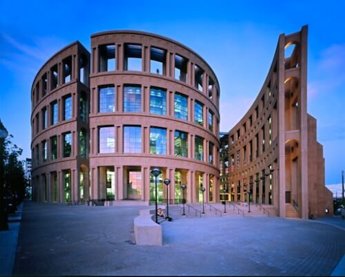 31-Vancouver-Public-Library-Vancouver-Canada