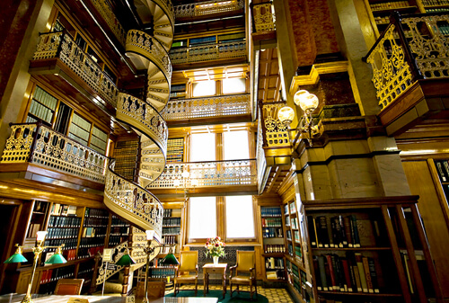 34-Iowa-State-Capitol-Law-Library-Des-Moines-Iowa