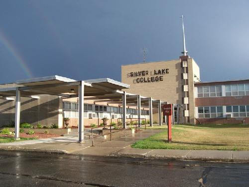 Silver Lake College of the Holy Family Best Value Small Colleges for a Web Design and Development Degree