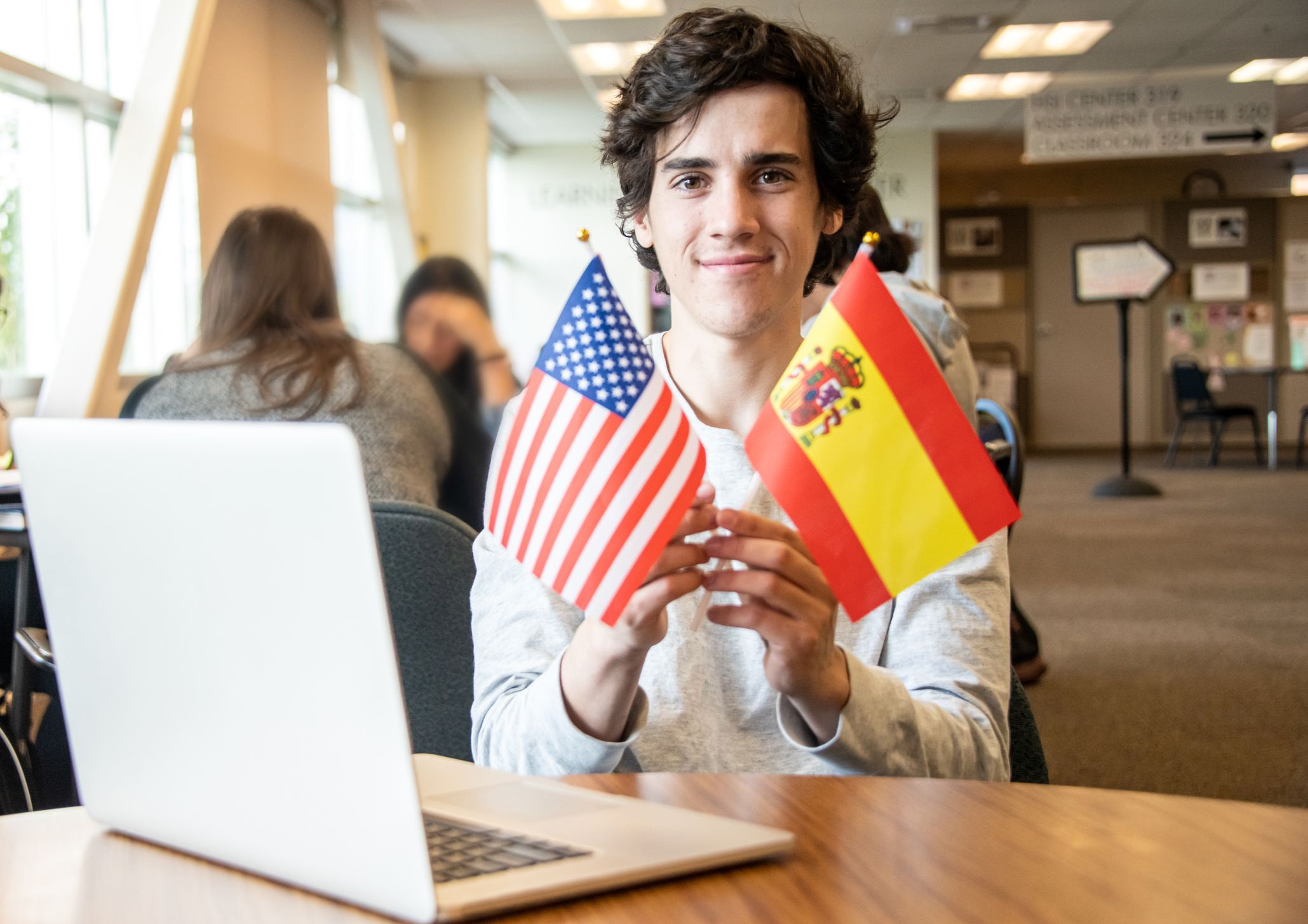 International Students: Prepare to Study in the U.S. With This College Checklist