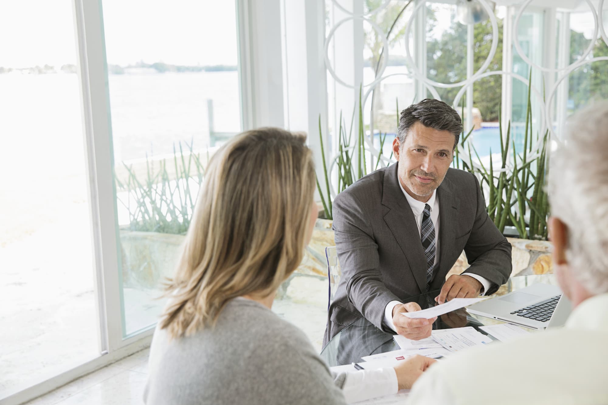 Investment Banker