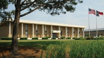 Lenoir Community College Image of School: Lenoir Community College
