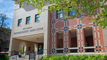 University of Nebraska - Lincoln Image of School: University of Nebraska - Lincoln