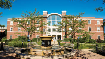 Elmhurst College Image of School: Elmhurst College