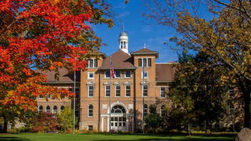 University of Wisconsin - Stevens Point Image of School: University of Wisconsin - Stevens Point