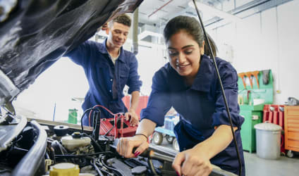 Card Thumbnail - What to Know About Being an Auto Mechanic