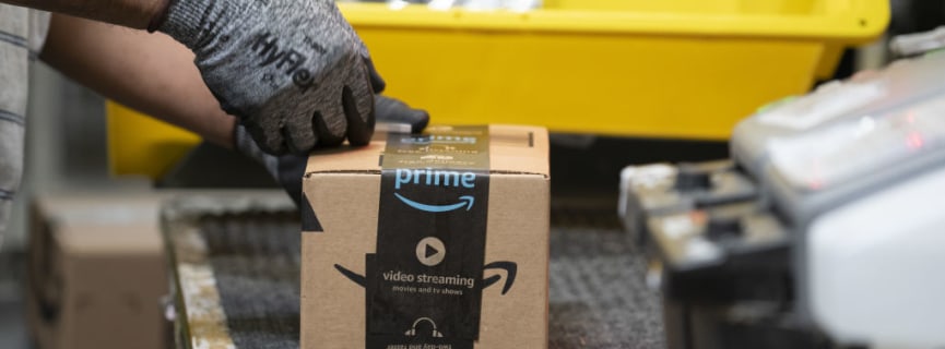 Amazon to Pay Full College Tuition for U.S.-Based Hourly Employees