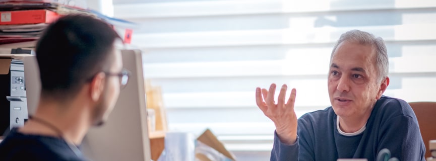 Ask a Professor: How to Get the Most Out of College Office Hours