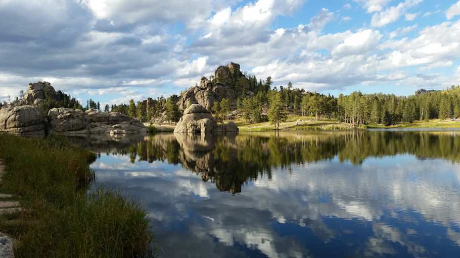 Online Schools and Colleges in South Dakota