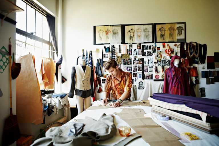 Earning an Online Fashion Bachelors Degree