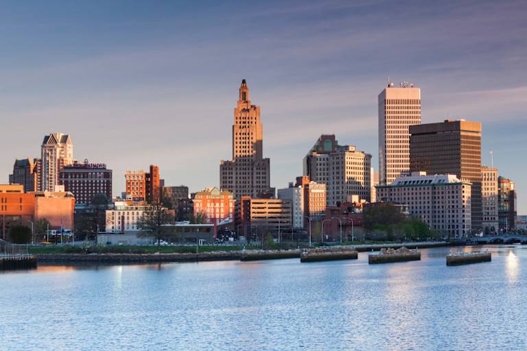 Best Online Colleges in Rhode Island