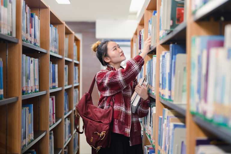 Asian American, Native Hawaiian, and Pacific Islander College Students: Facts and Statistics