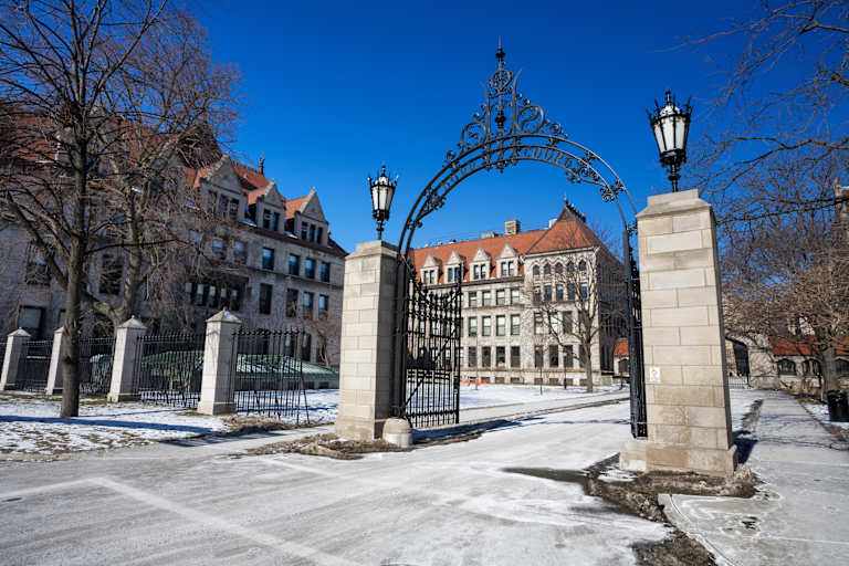 University of Chicago Settles COVID-Era Remote Learning Suit for $5M