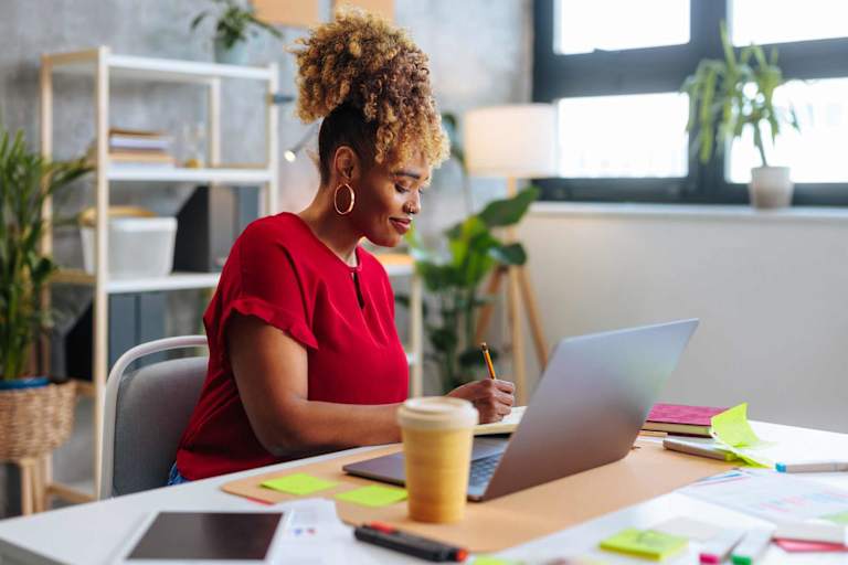How to Get Into Digital Marketing