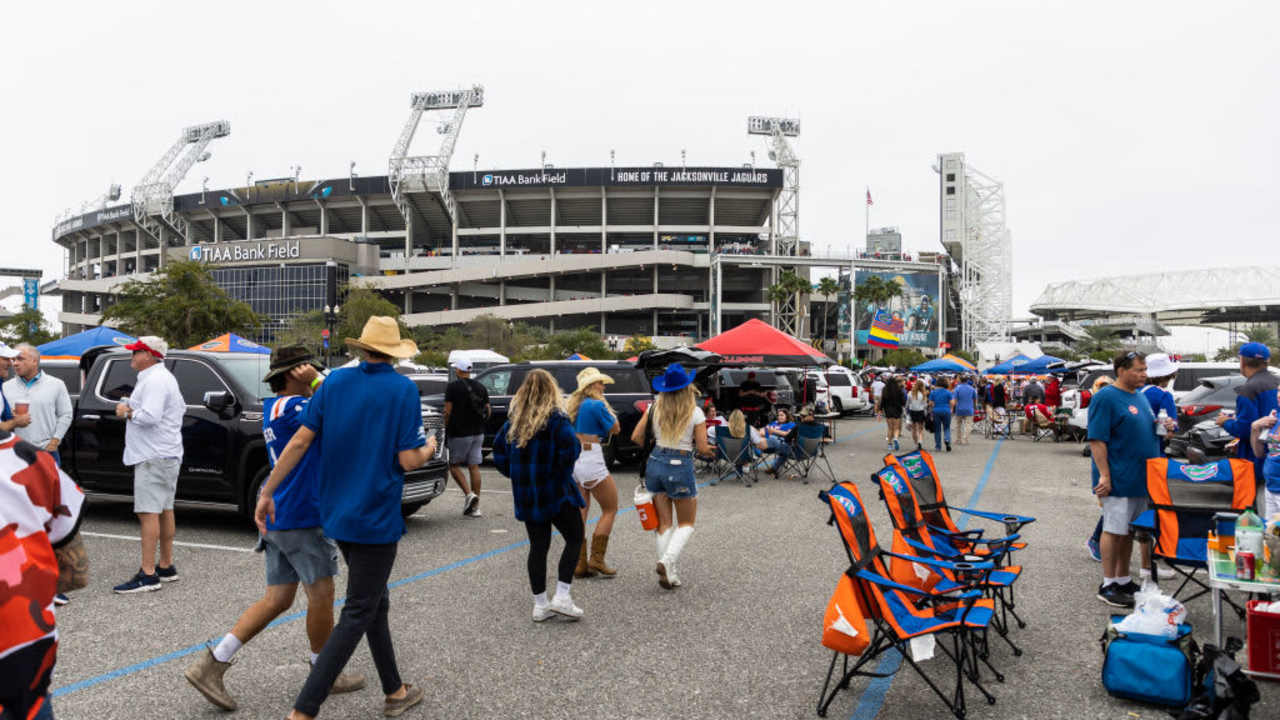 JACKSONVILLE, FLORIDA - OCTOBER 29: A general view outside TIAA Bank Field as fans tailgate before the start of a game between the Georgia Bulldogs and the Florida Gators on October 29, 2022 in Jacksonville, Florida. (Photo by James Gilbert/Getty Images)
