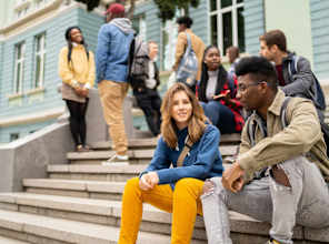 Ask a College Advisor: Do U.S. Colleges Offer Scholarships for International Students?