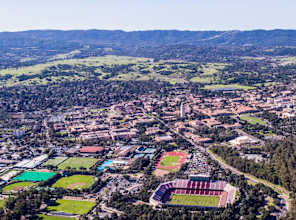 How to Get Into Stanford: 5 Tips From Admitted Students and Experts