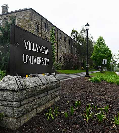 Inside a New AI-Focused Online Business Analytics Program