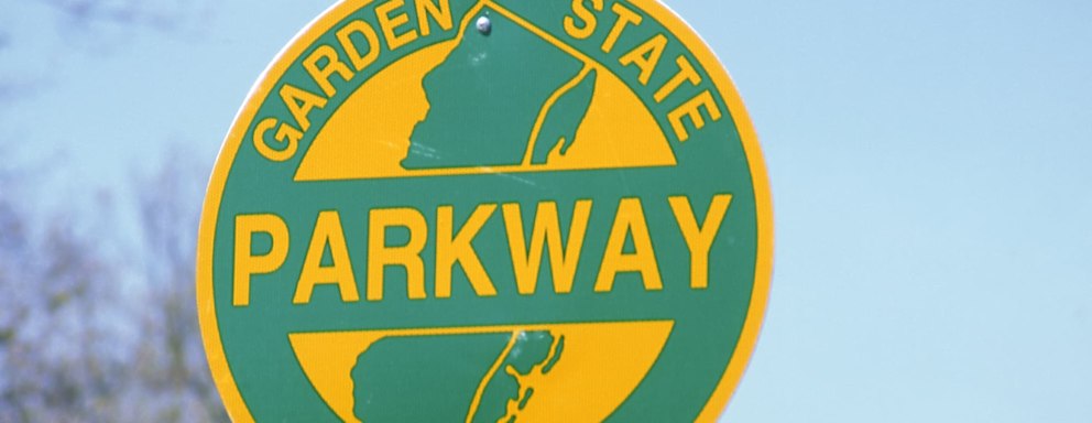 garden state parkway sign, nj