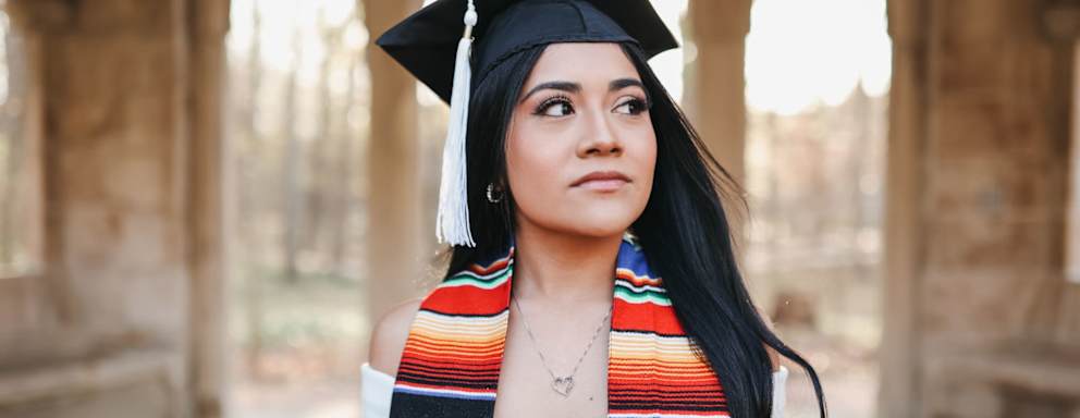 Ashley-Pena-graduate-photo