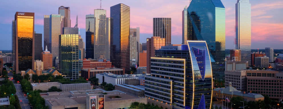dallas skyline at dusk
