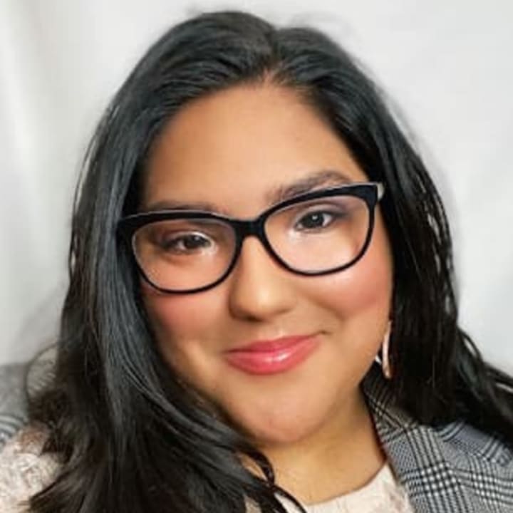 Portrait of Kassandra Vargas, Life and Style Blogger & Founder of Stay Klassay