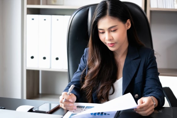 Financial Controller Salary Guide