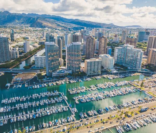 Average RN Salary in Hawaii: See How Much HI Nurses Make in 2022