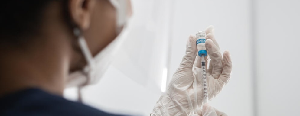Nurse Who Inoculated Vice President Kamala Harris Advocates for COVID-19 Vaccine