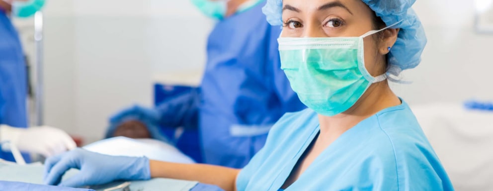 Ask a Nurse: Do Nurses Perform Surgery?