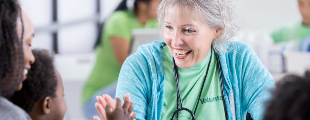 Volunteer Opportunities for Former Nurses