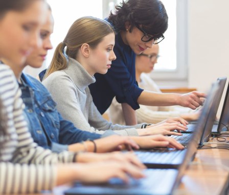 Top Online Associate Degrees in Computer Science for 2022