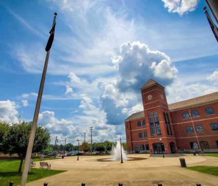 Judicial Center in Somerset, Kentucky on a sunny day