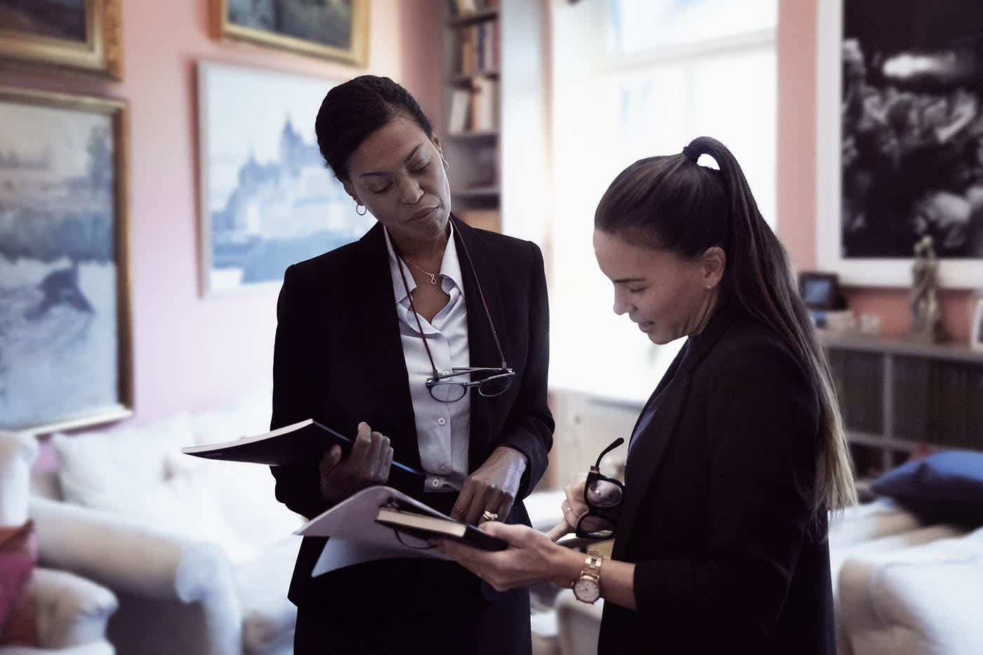 How To Become A Criminalist: Career And Salary Information