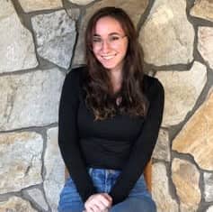portrait of Carly Galinkin