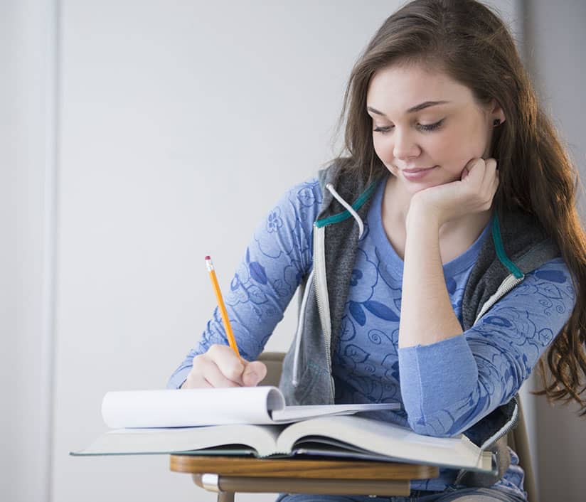 When Should High School Students Start Applying To Colleges when-should-high-school-students-start-applying-to-colleges