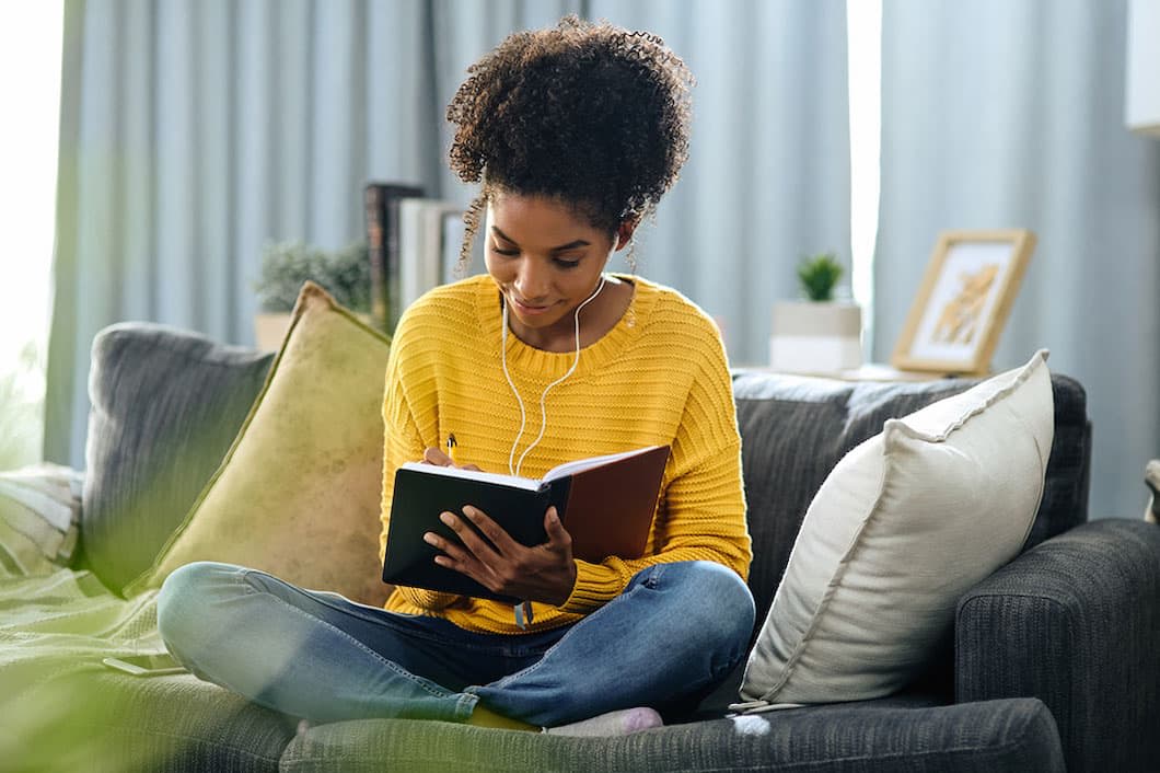 Cheap Online Master’s in English and Creative Writing Programs 2021