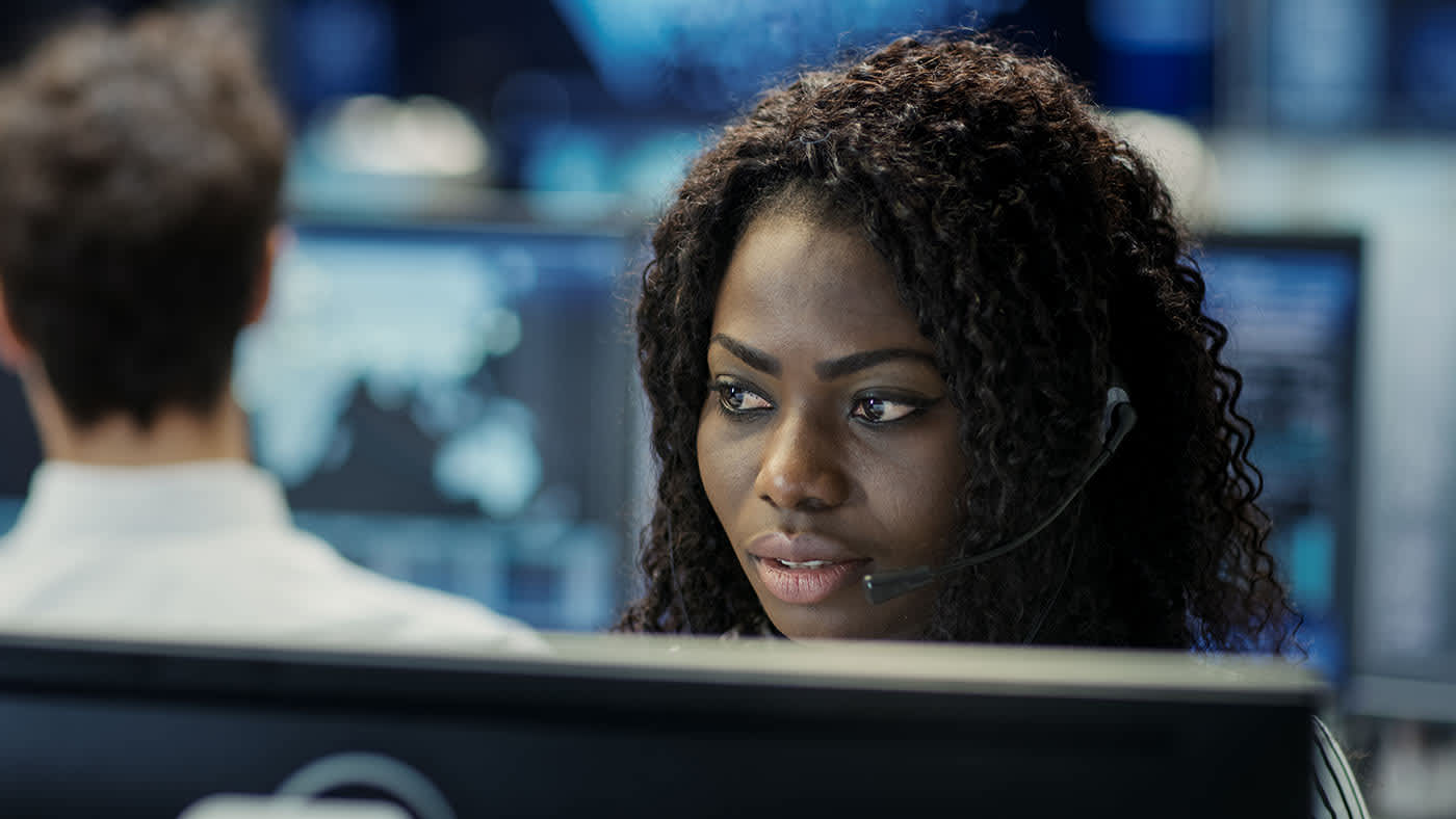 Fire Police Discpatch How To Become A Fire And Police Dispatcher: Career And Salary Information