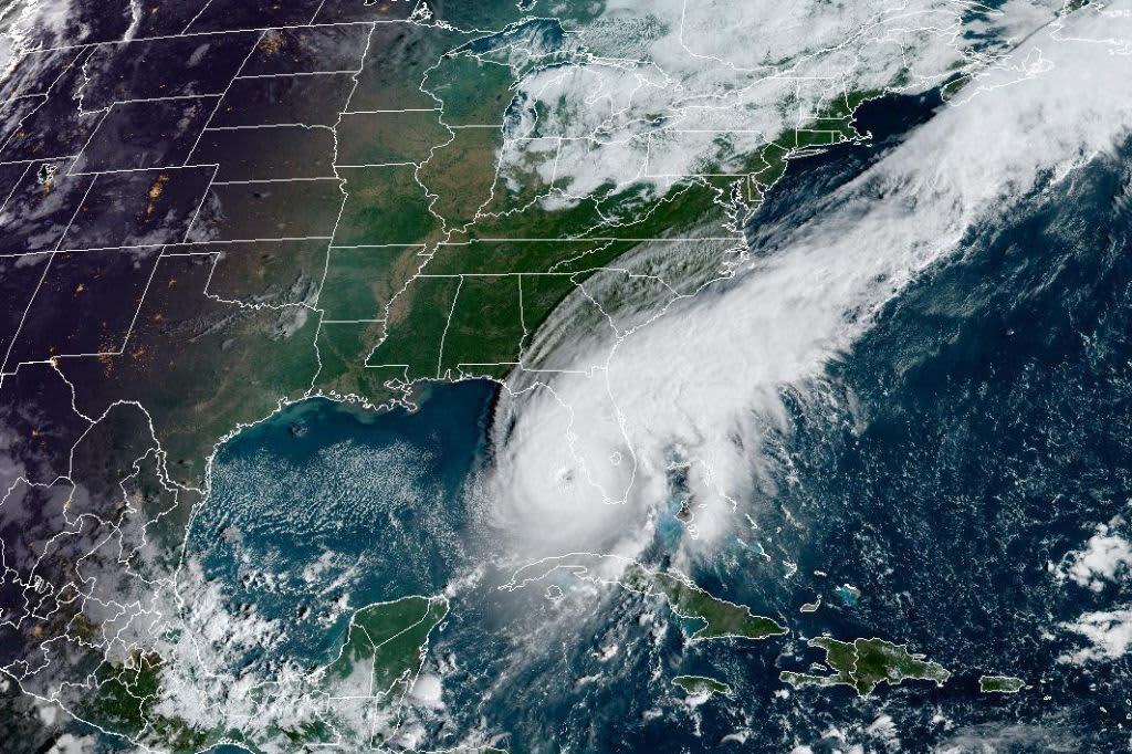 Hurricane Ian Forces Florida Colleges To Close | BestColleges