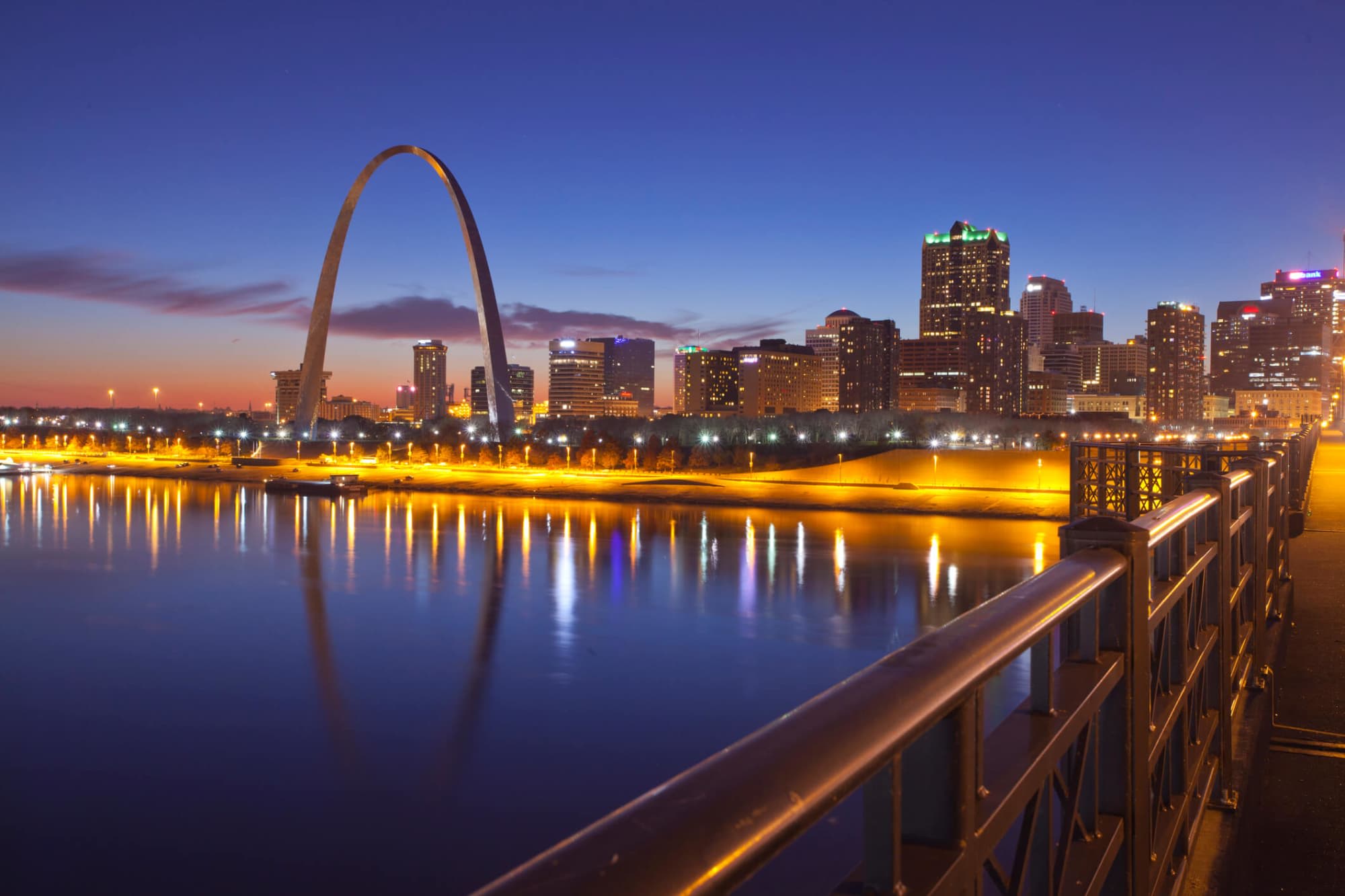 The Gateway Arch in downtown St. Louis, Missouri, at sunset